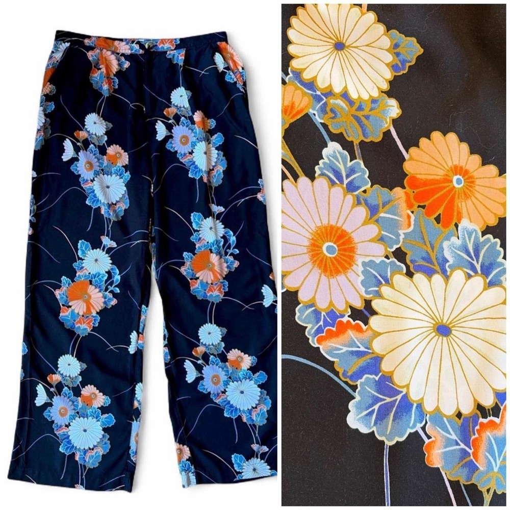 ROARK black floral print PIC pants in Camellia print. Size XL